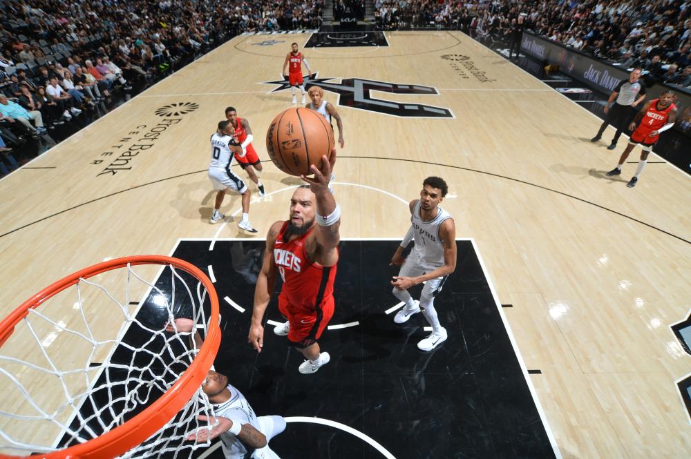 官方：纽卡签下布伦特福德前锋维萨，据悉转会费5500万镑