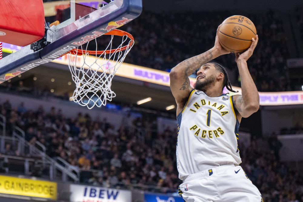 [图]凯恩戴帽 拜仁6-1大胜升班马获联赛三连胜.